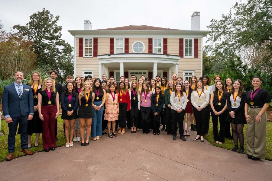 Florida State University Awards 65 Honors Medallions To High Achieving