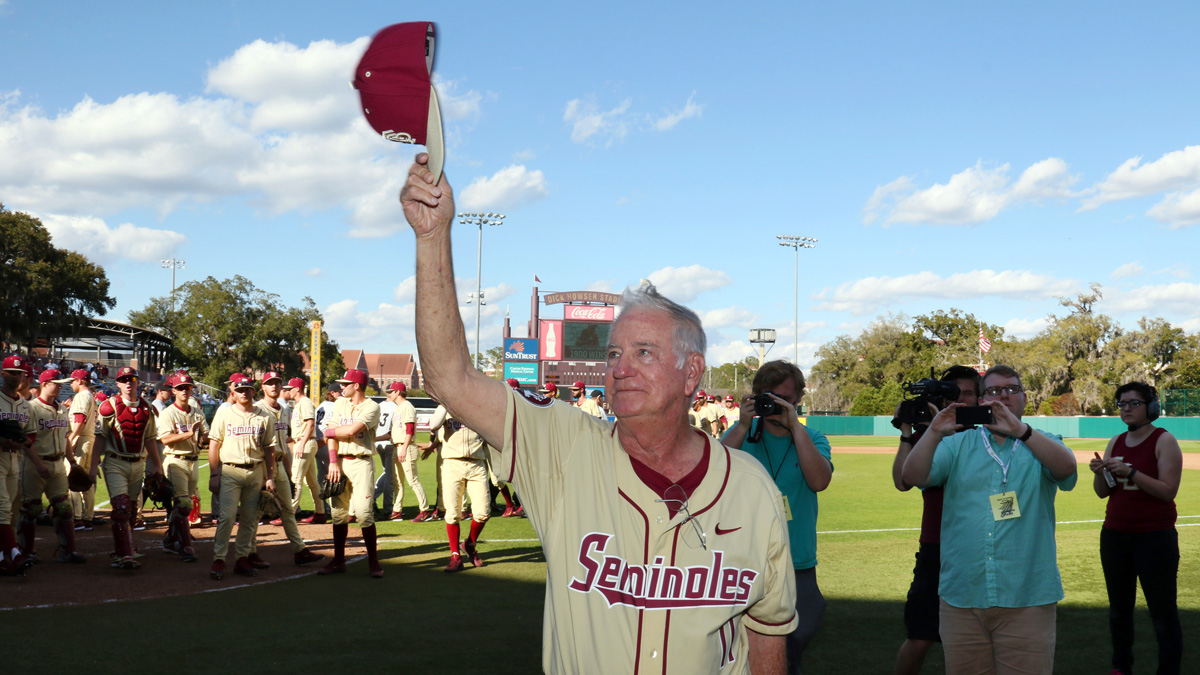 Mike Martin thanks FSU fans following his 1900th win as head coach of the baseball team. Martin finished the season with a career record of 1,944-694-4.