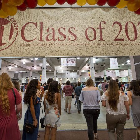 Students head to the President's Welcome after New Student Convocation Aug. 27, 2017. (FSU Photography Services)