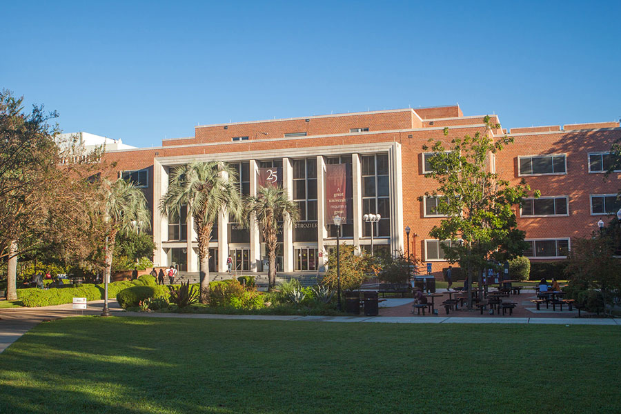 Strozier Library at Florida State University. (FSU Photography Services)