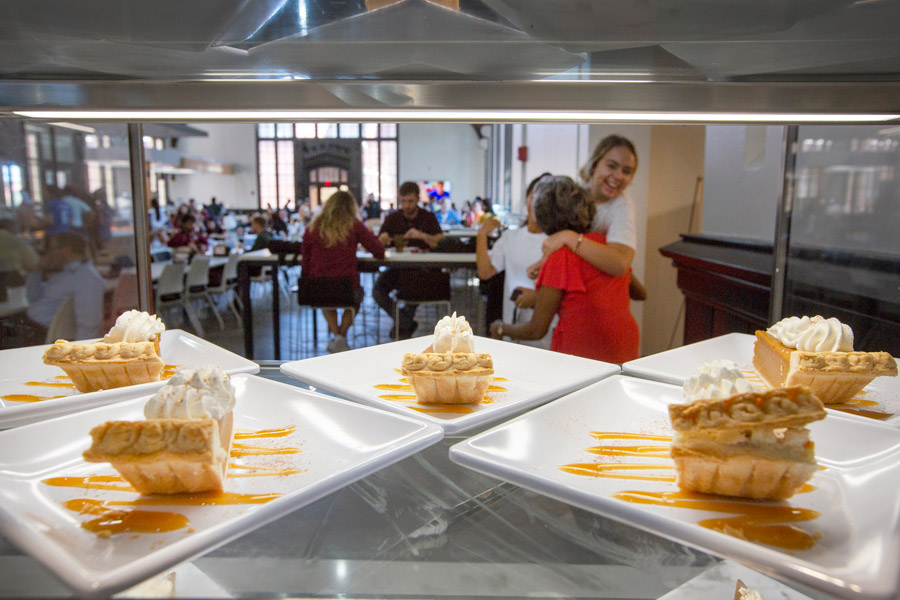 The bakery serves a variety of sweet treats and breads, including pumpkin pie, snacks, cookies, cupcakes and muffins. "This area is versatile," Johnson said. "We can go hot or cold, and we have a station for ice cream and all the toppings." In the background, FSU's beloved Eva Killings offers another encouraging hug. (FSU Photography Services, Bruce Palmer)