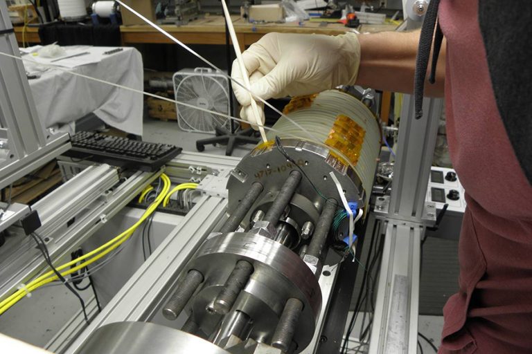 MagLab nets 4.2M NSF grant to launch nextgeneration superconducting