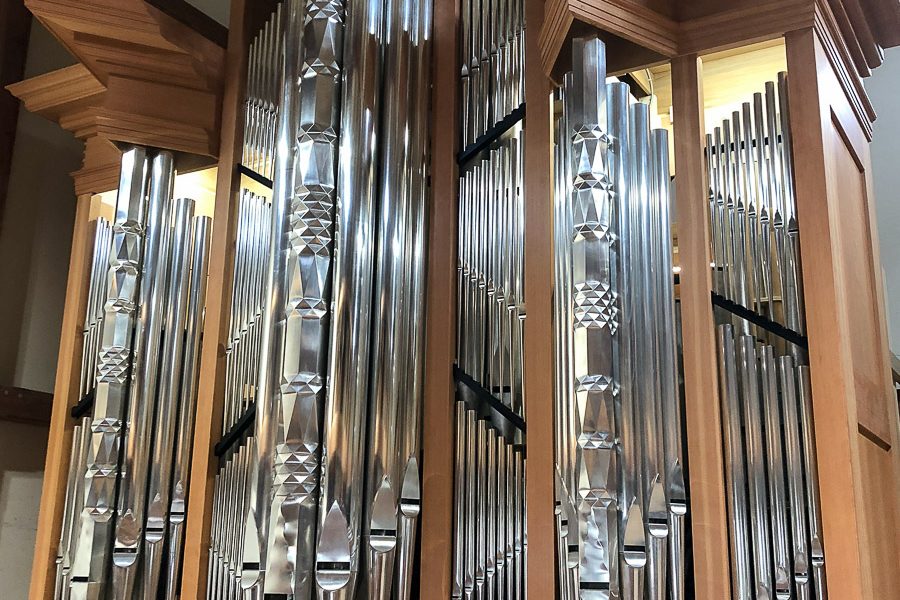 Pipe organ built by Paul Fritts & Company Organ Builders. (Photo: Jayme Agee)