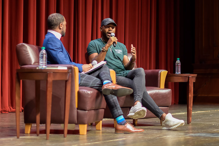 Karamo Brown (R) engaged in a conversation moderated by Assistant Professor Cameron Beatty (L) at the 32nd Annual MLK Commemoration Celebration. (Emily Chavarie)