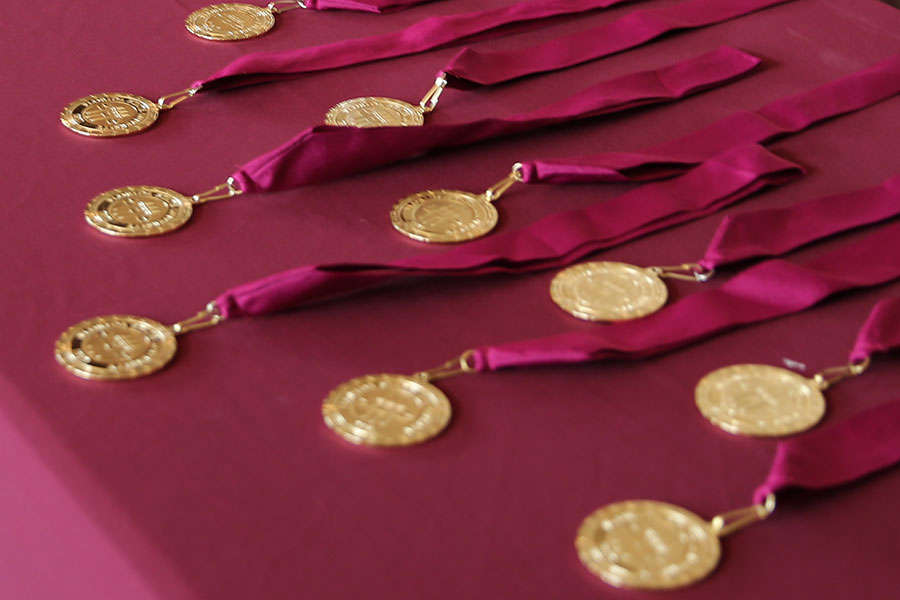 FSU awarded 30 honors medallions to Summer 2021 graduates.