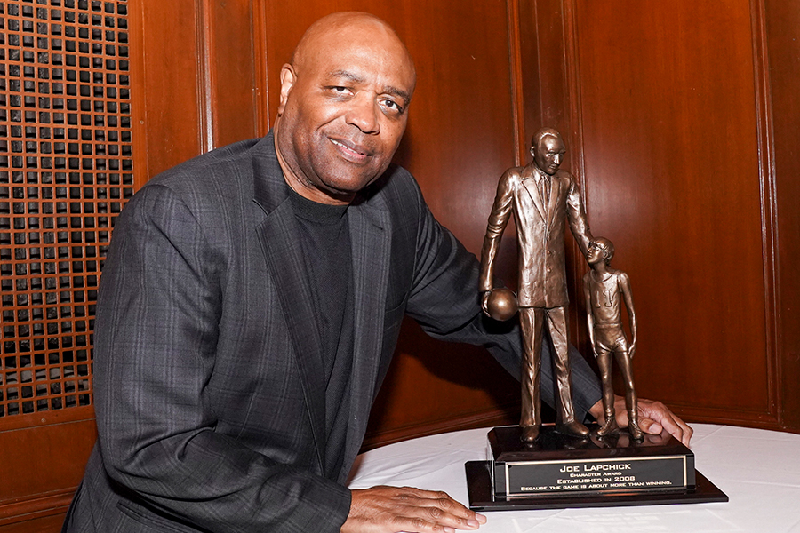 Florida State men’s basketball coach Leonard Hamilton received the Joe Lapchick Character Award presented by the Joe Lapchick Foundation during a ceremony at the New York Athletic Club.