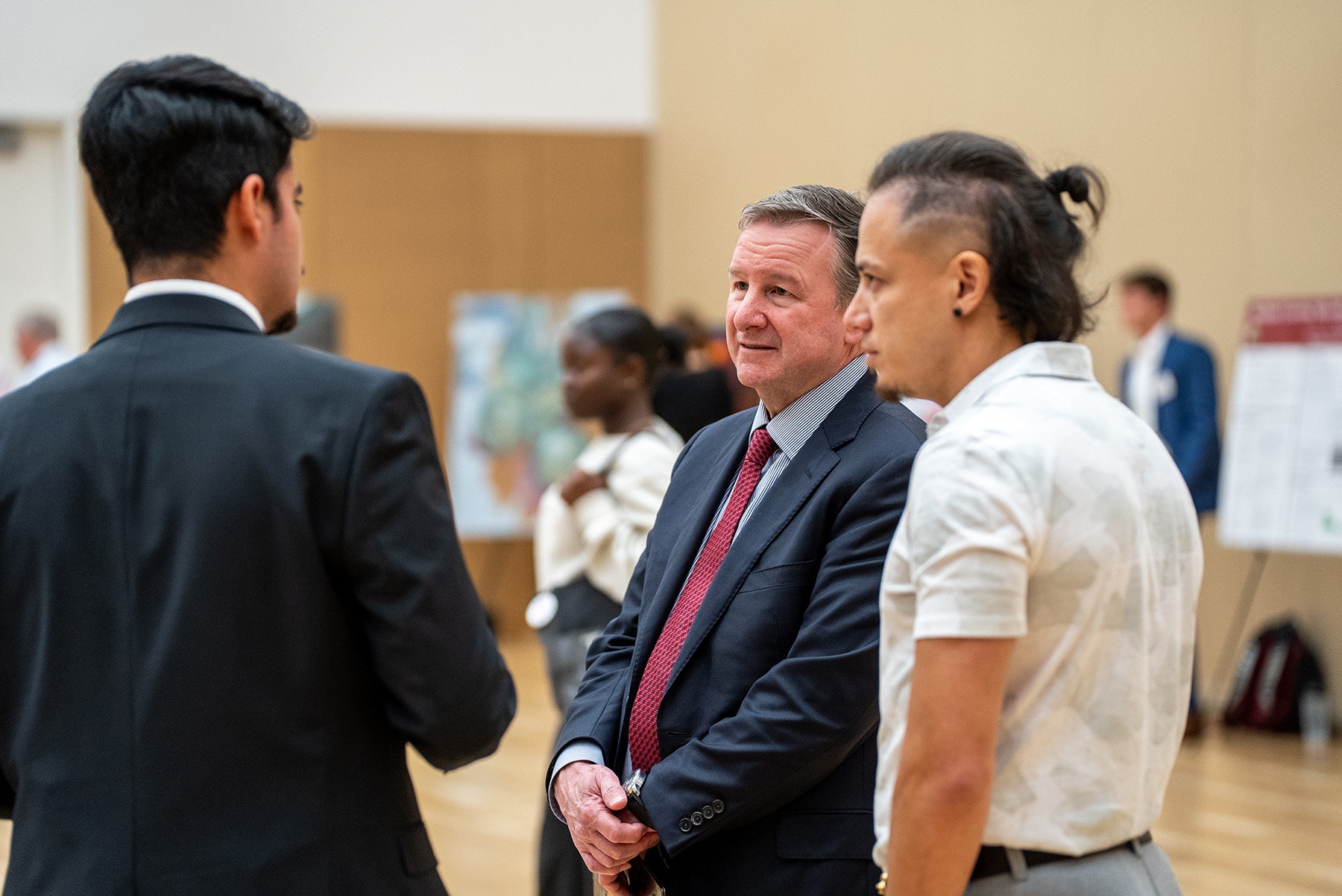 Florida State University President Richard McCullough visits with students at the President’s Showcase of Undergraduate Research on Oct. 3 during FSU’s Discovery Days celebration.