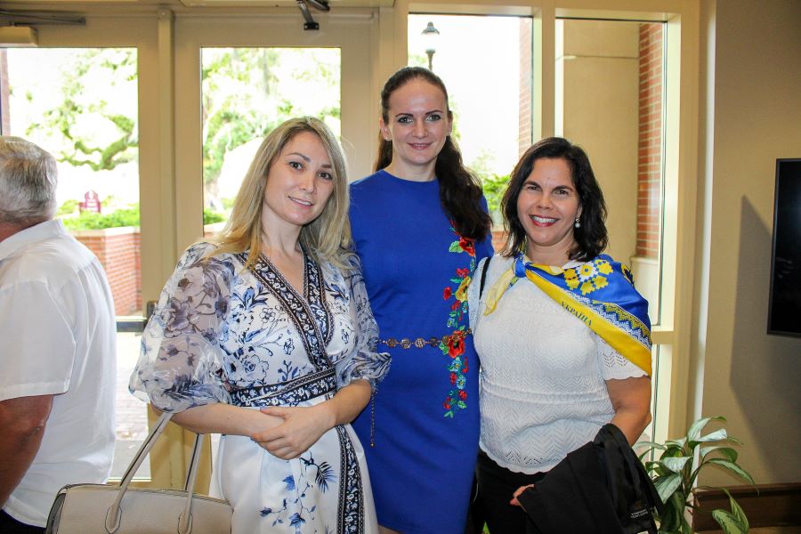 (Left to right) Anna Romanova, former member of Ukrainian Parliament and current visiting associate in research at LSI and member of FSU's Ukraine Task Force; Romanova's friend; and Vilma Fuentes, program director of FSU's Ukraine Task Force. (Elliott Finebloom, LSI)