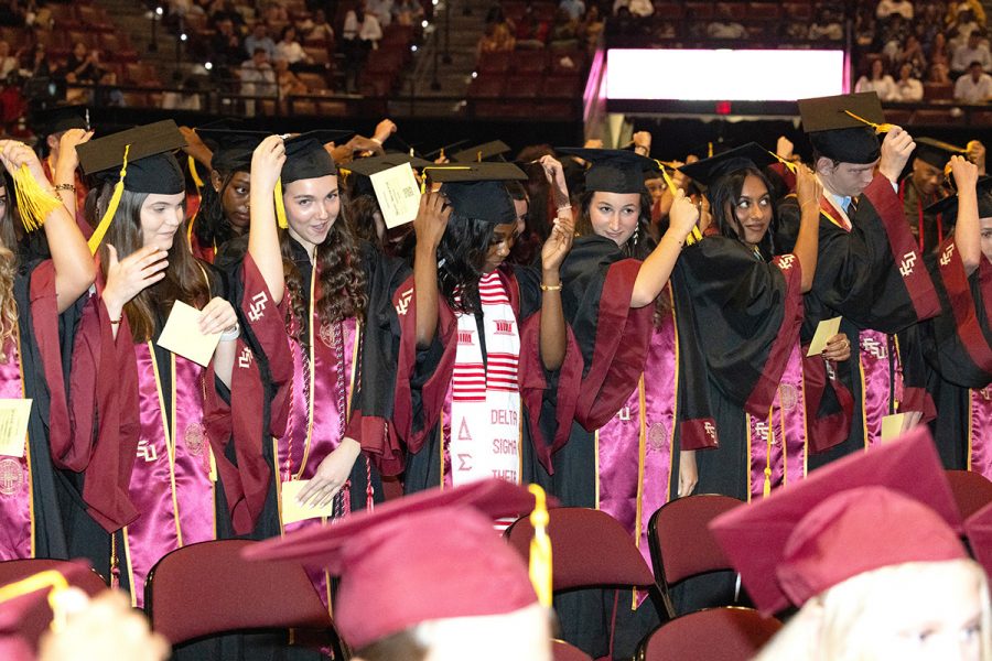 Graduates now join a global network of more than 407,000 FSU alumni. (FSU Photography)
