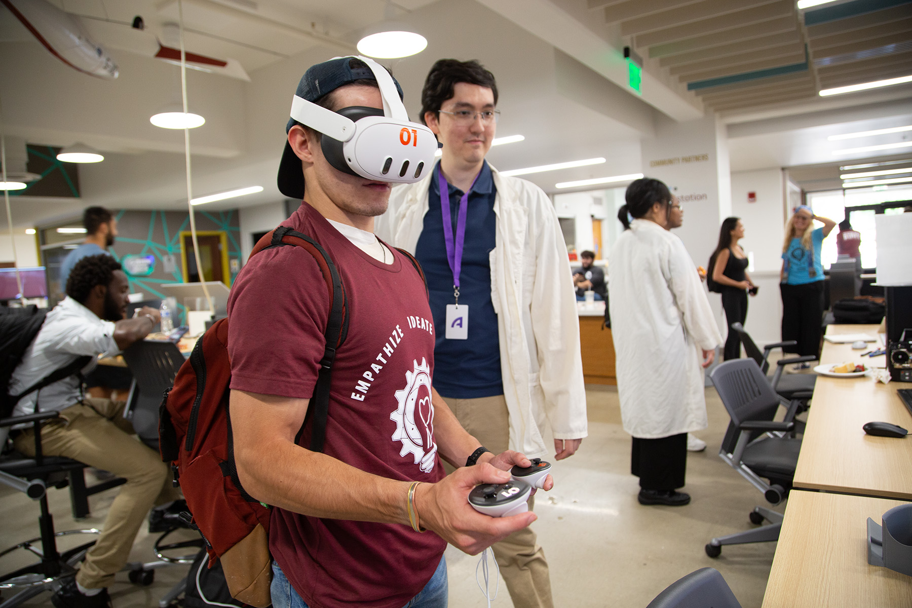 The Seminole Innovators Open House at Florida State University’s Innovation Hub celebrated a year of student-led achievements, inviting guests to explore collaborative projects, hands-on exhibits and inventive solutions across disciplines. (Logan Lowery/Florida State University)