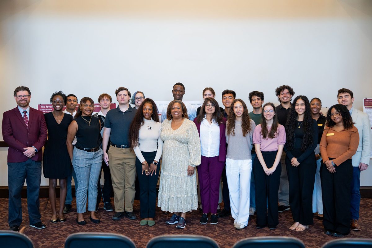 FSU First Lady Jai Vartikar and Director of Transfer Student Services Robbin Haggins join transfer students at the inaugural Transfer Student Leadership Summit held Monday, Oct. 20, 2025, at the Honors, Scholars, and Fellows House. (Brittany Mobley/FSU Undergraduate Studies)
