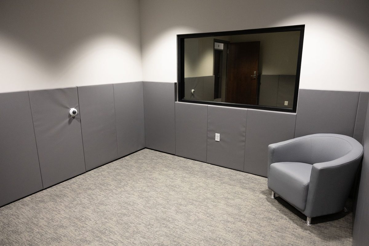 Divided by a one-way mirror, the PCIT space allows students to monitor behavior from an observation room while providing live feedback. (Logan Lowery/Florida State University)