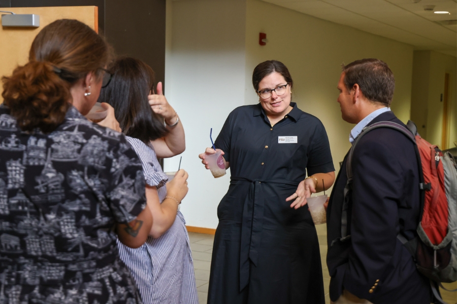 Addie McConomy is an assistant clinical professor and program leader at Anne’s College.