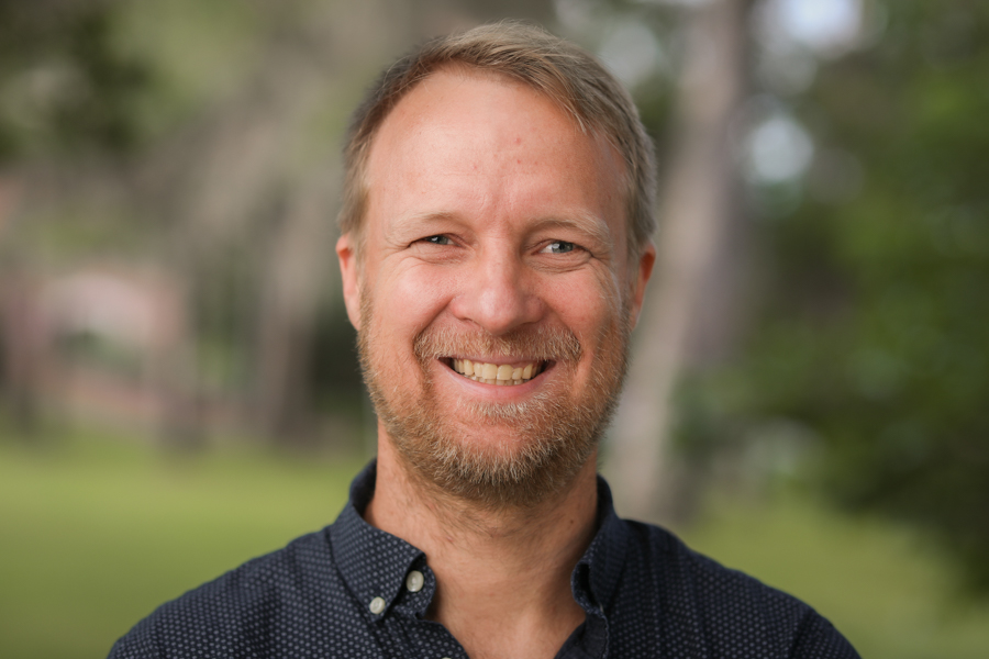 Photo portrait of Professor of Mathematics Martin Bauer
