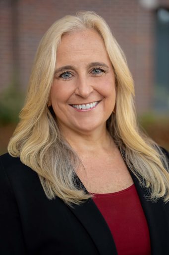 Headshot photo of Heather Bishop.